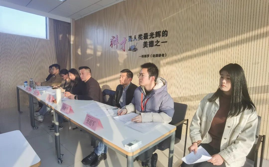 意昂报道图片