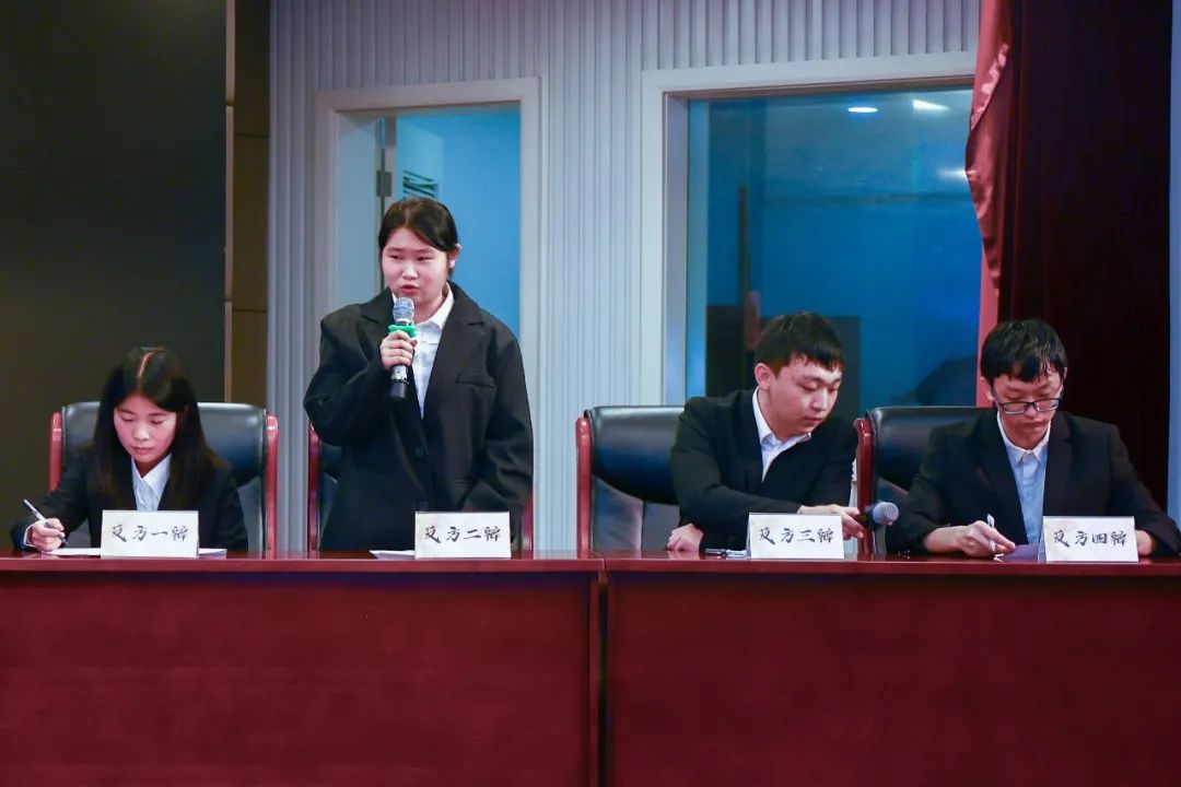 意昂新闻图片