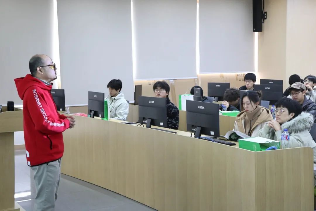 意昂娱乐图片